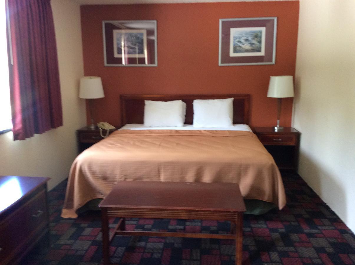 Rodeway Inn Whitehall Kültér fotó
