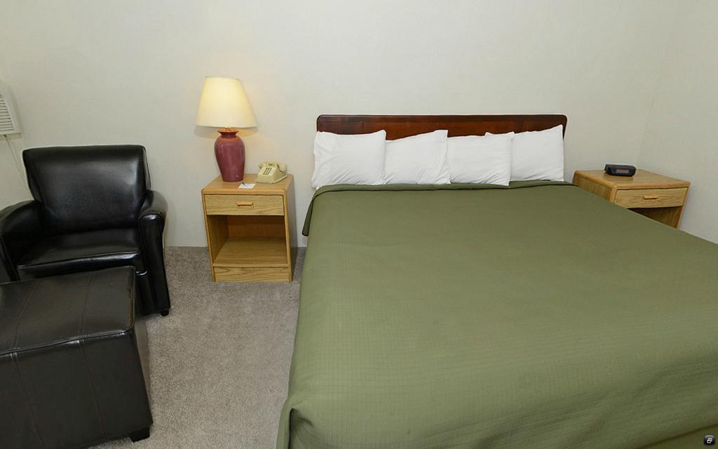 Rodeway Inn Whitehall Szoba fotó